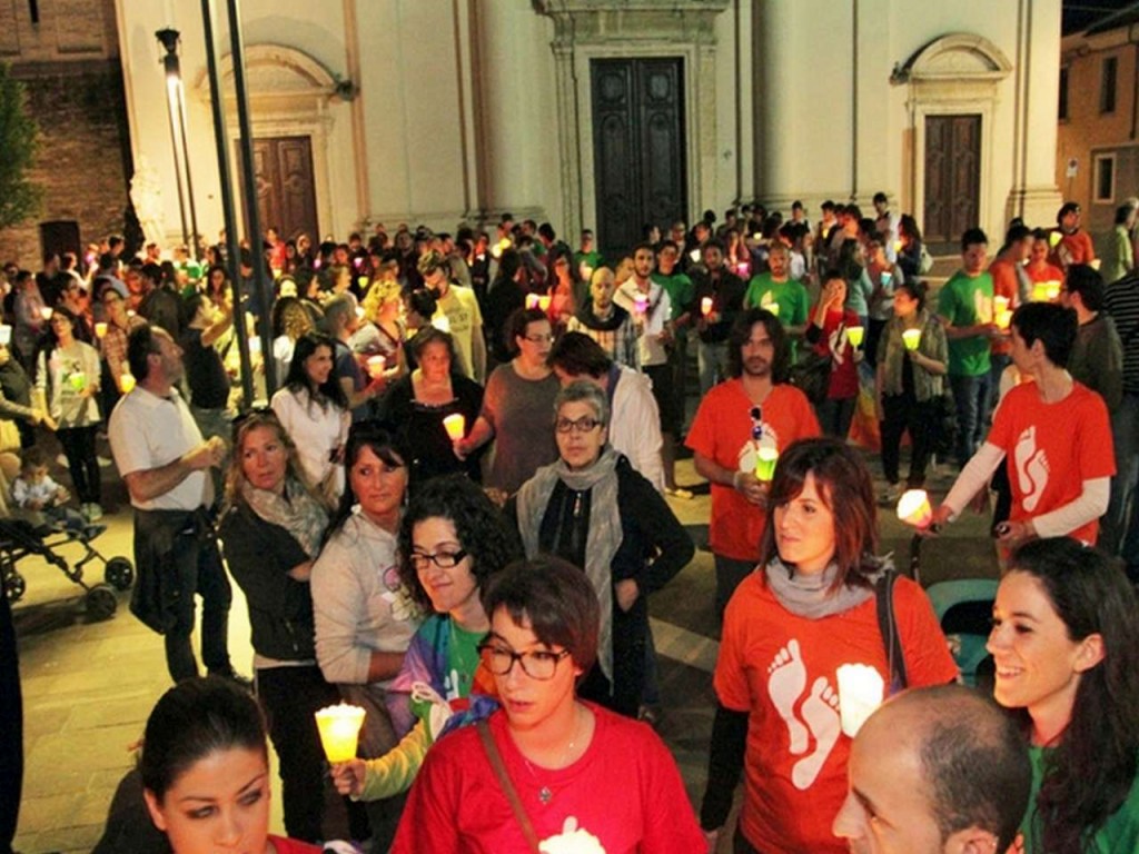 fiaccolata per Erica e Marco 08.05.2013 (20)